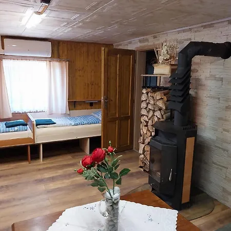 V Lese Сasa de vacaciones *
